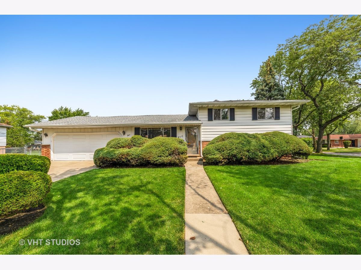 Homes & Condominiums Sold High Ridge Knolls Des Plaines Illinois, 200 Millers