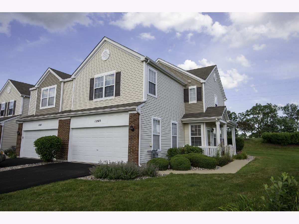 Townhomes & Homes Rented Brookstone Springs Manhattan Illinois, 15265 Kenmare