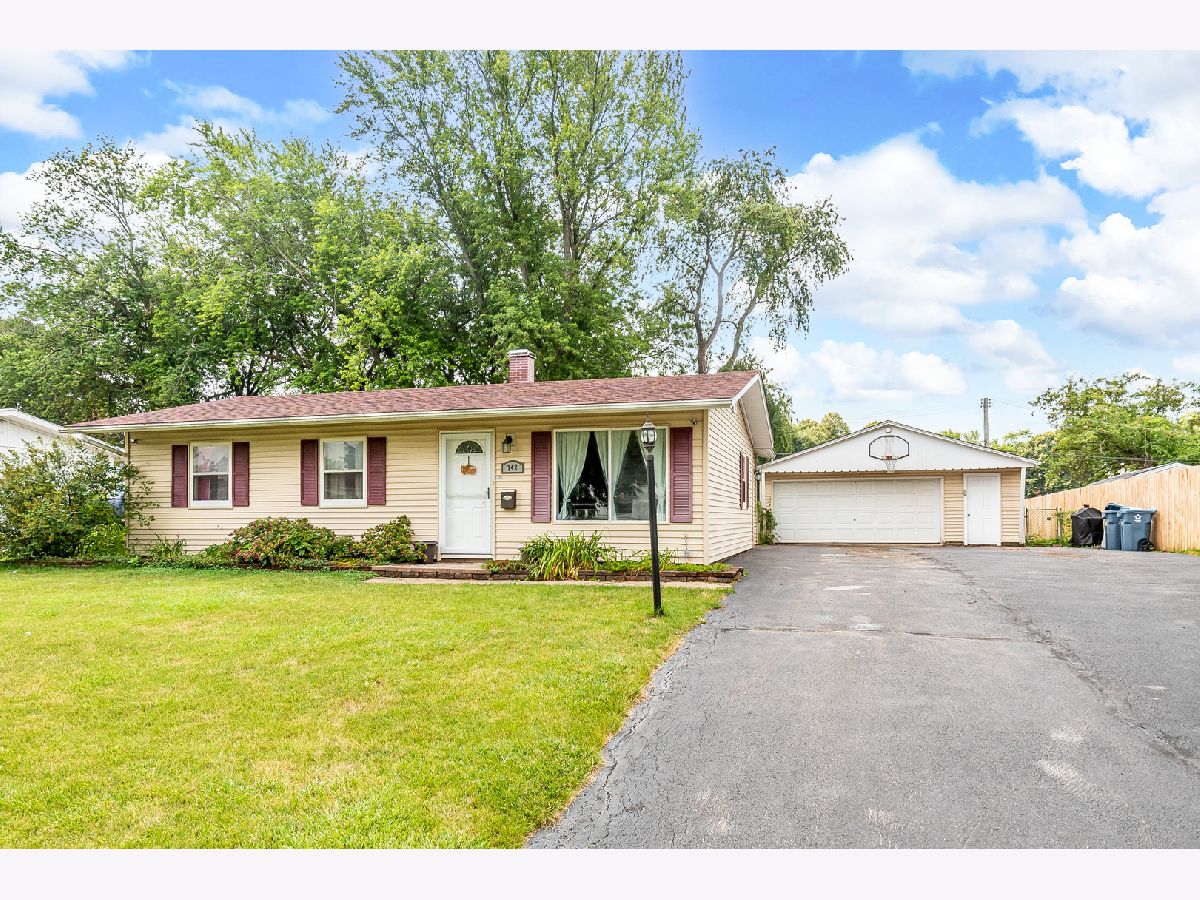 Homes Sold Beau Ridge Aurora Illinois, 742 Cedardale