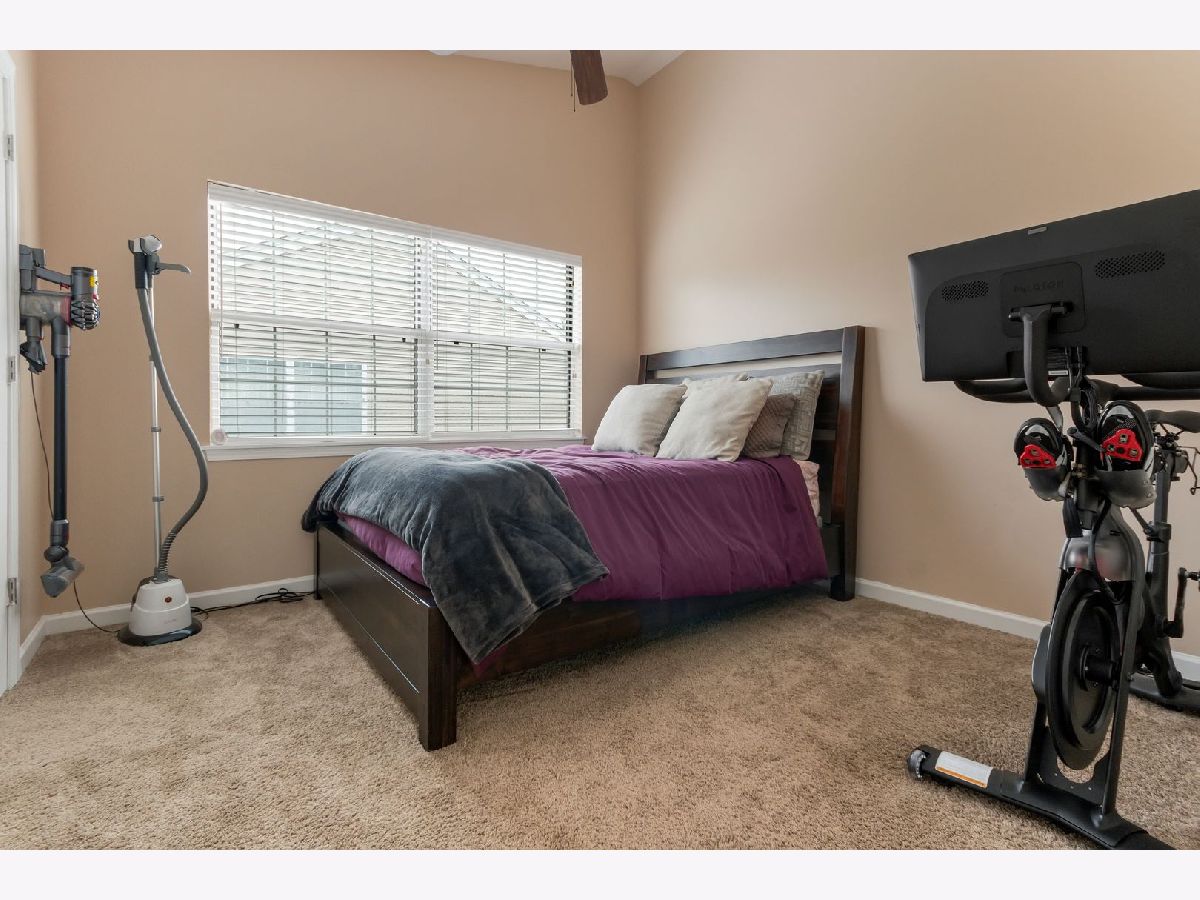 Townhomes Sold Nature Homes Streamwood Illinois, 27 King