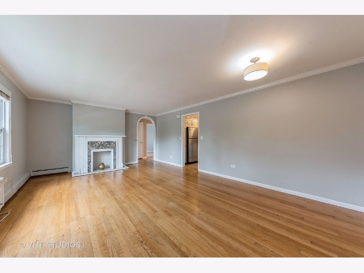 Condominiums Sold Colonial Square Arlington Heights Illinois, 906 Saint James