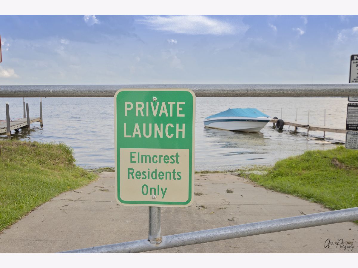 Homes Sold Elmcrest Wauconda Illinois, 27976 Bluff