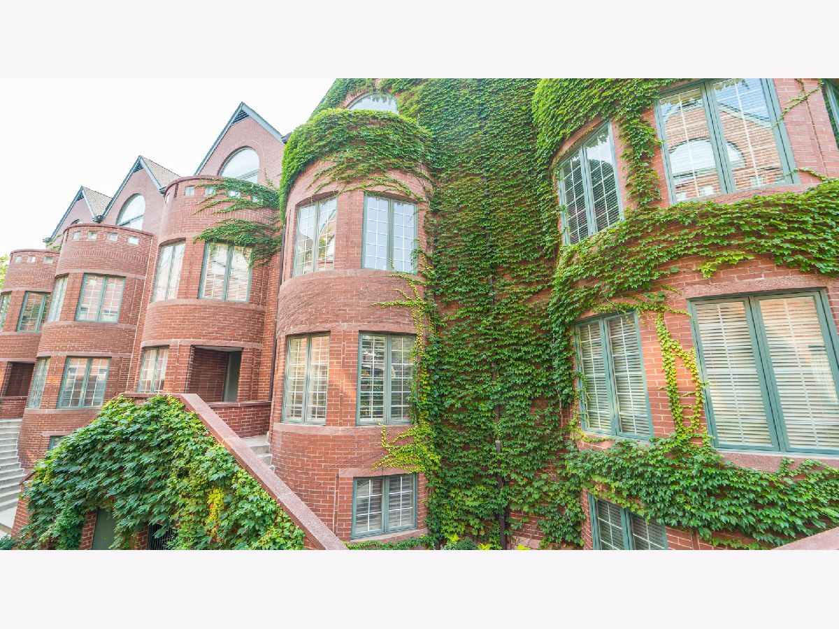 Condos & Townhomes Sold Belgravia Terrace Chicago Illinois, 414 Wisconsin
