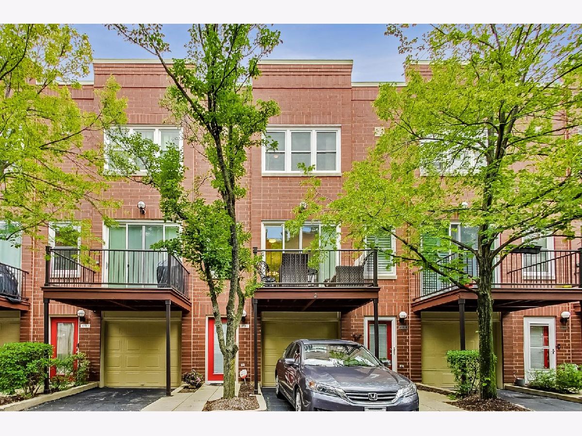 Townhomes Sold Terra Cotta Village Chicago Illinois, 1781 Altgeld