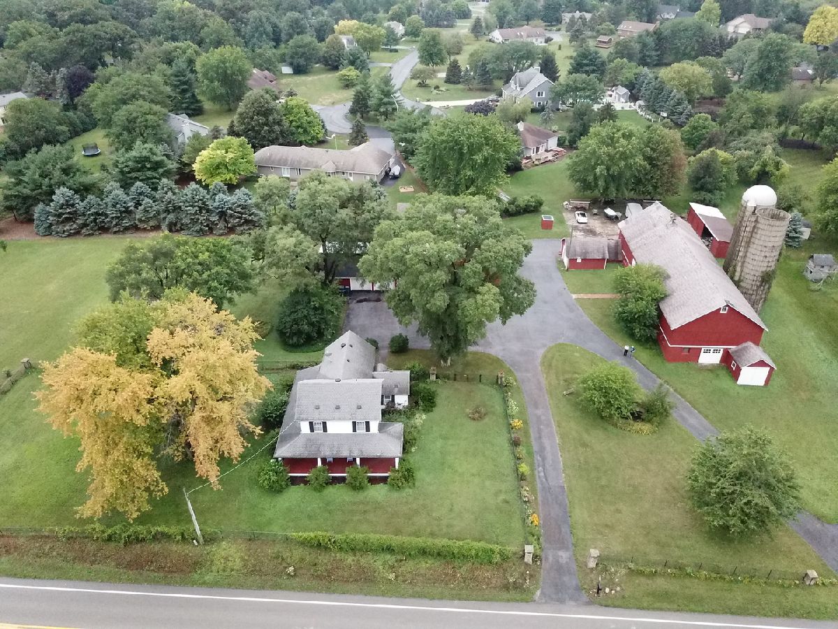 Homes Sold Noble Manor Elgin Illinois, 38W175 Water