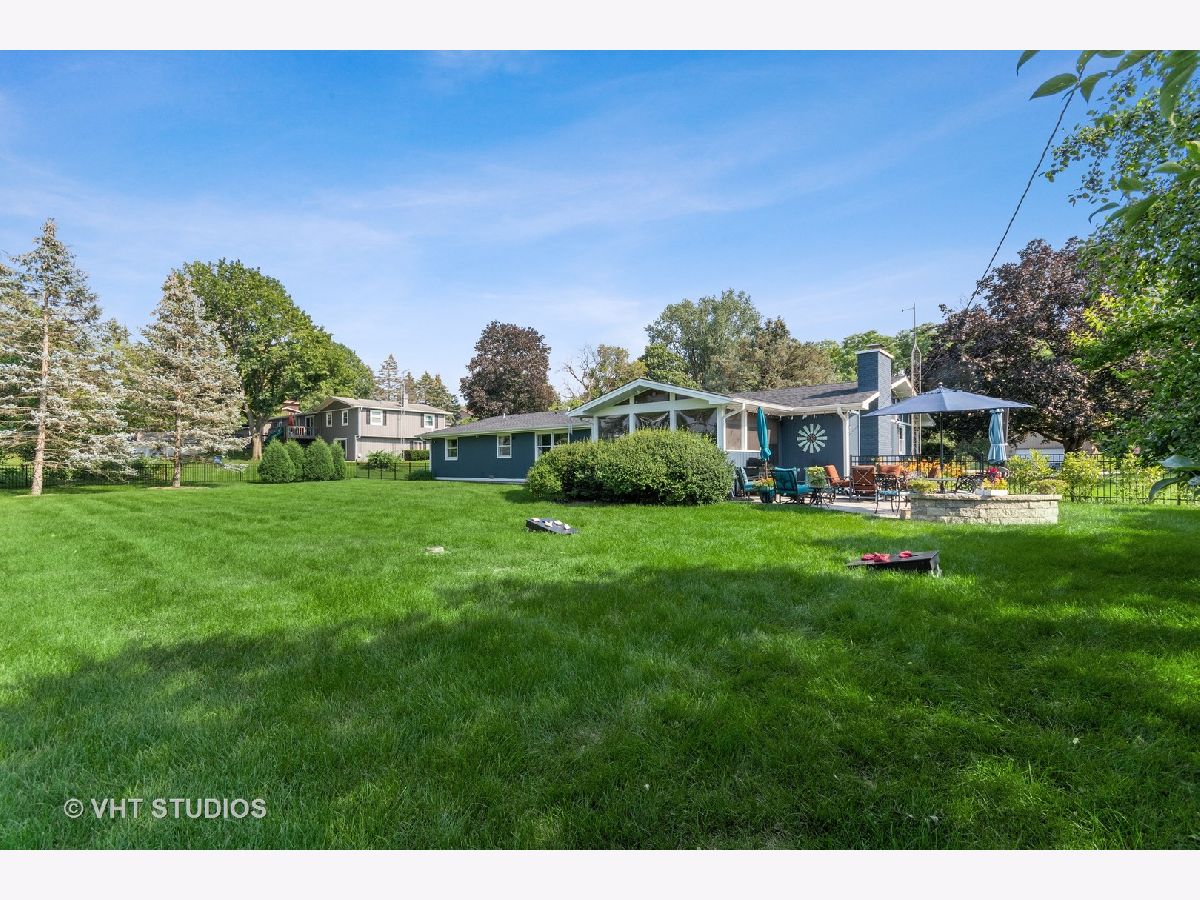 Homes Sold Rainbow Hills St Charles Illinois, 38W724 Hilltop