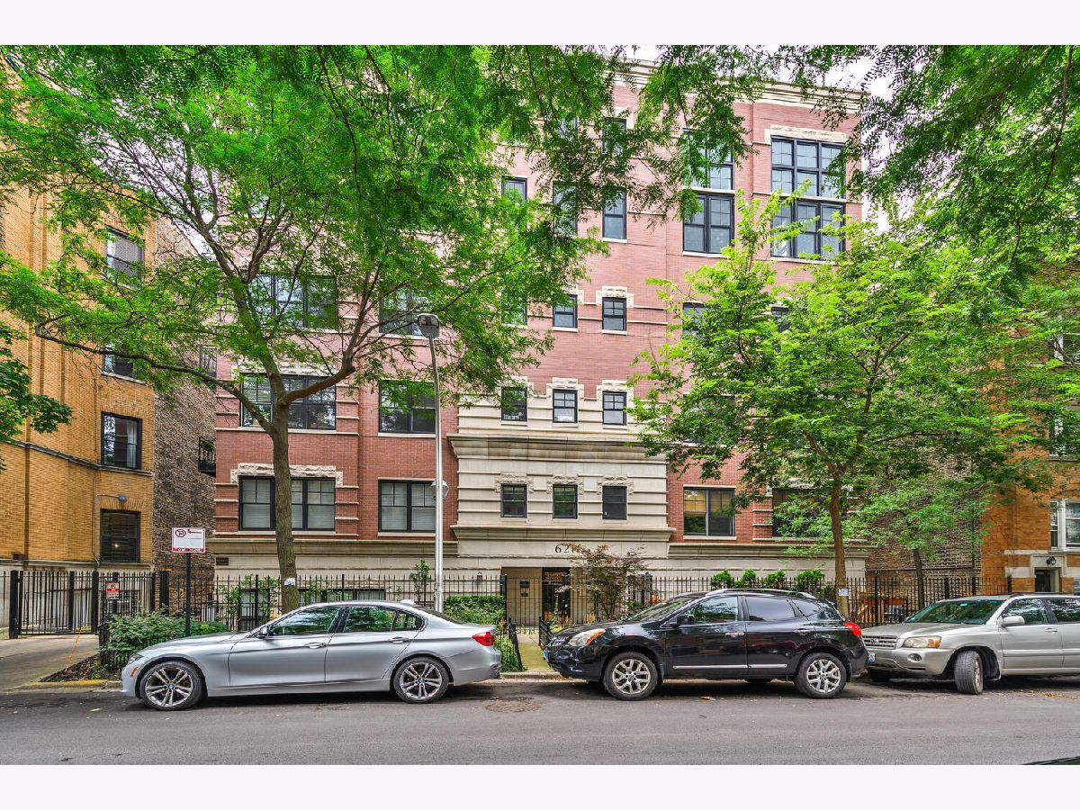 Condos & Townhomes Sold The Cornerstone Chicago Illinois, 621 Barry