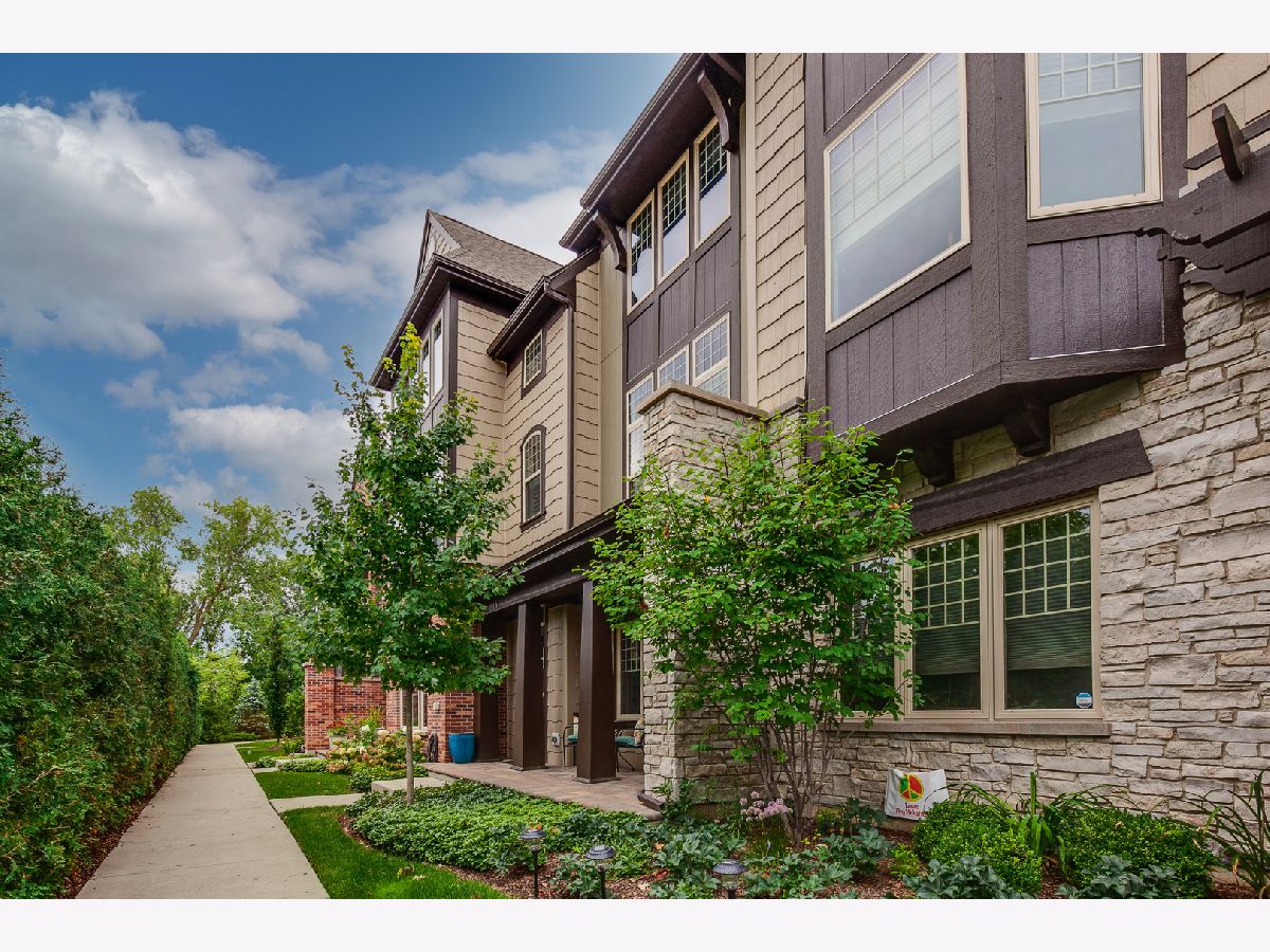 Townhomes Sold Parkside Of Libertyville Libertyville Illinois, 615 Parkside
