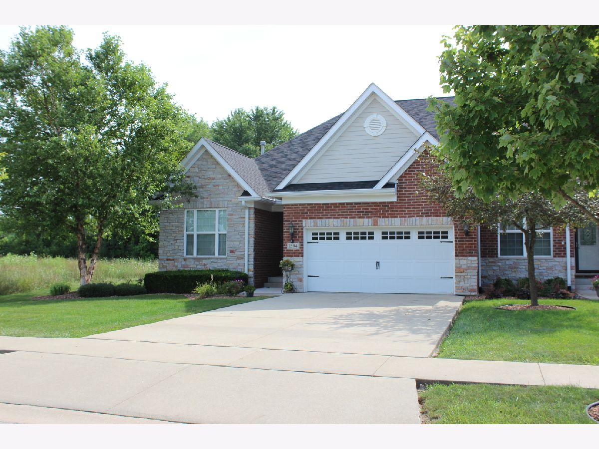 Condos & Townhomes Sold Country Club Villas Joliet Illinois, 1594 Augusta