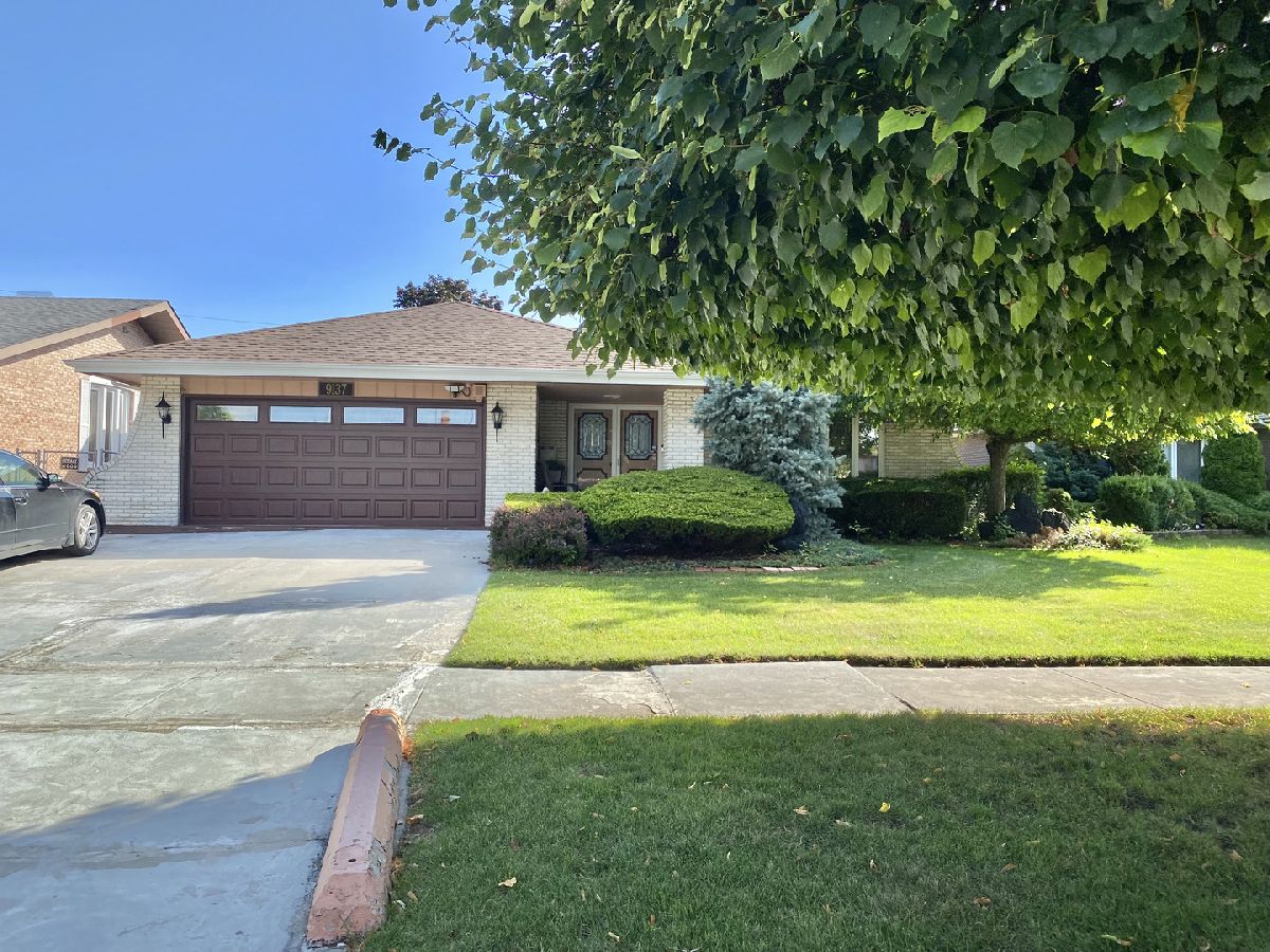 Homes & Condominiums Sold Crawford Gardens Oak Lawn Illinois, 9137 Tripp