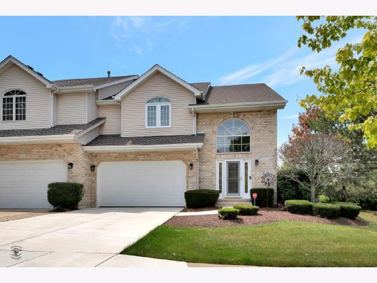Townhomes & Homes Sold Keepataw Trails Lemont Illinois, 12754 Marian