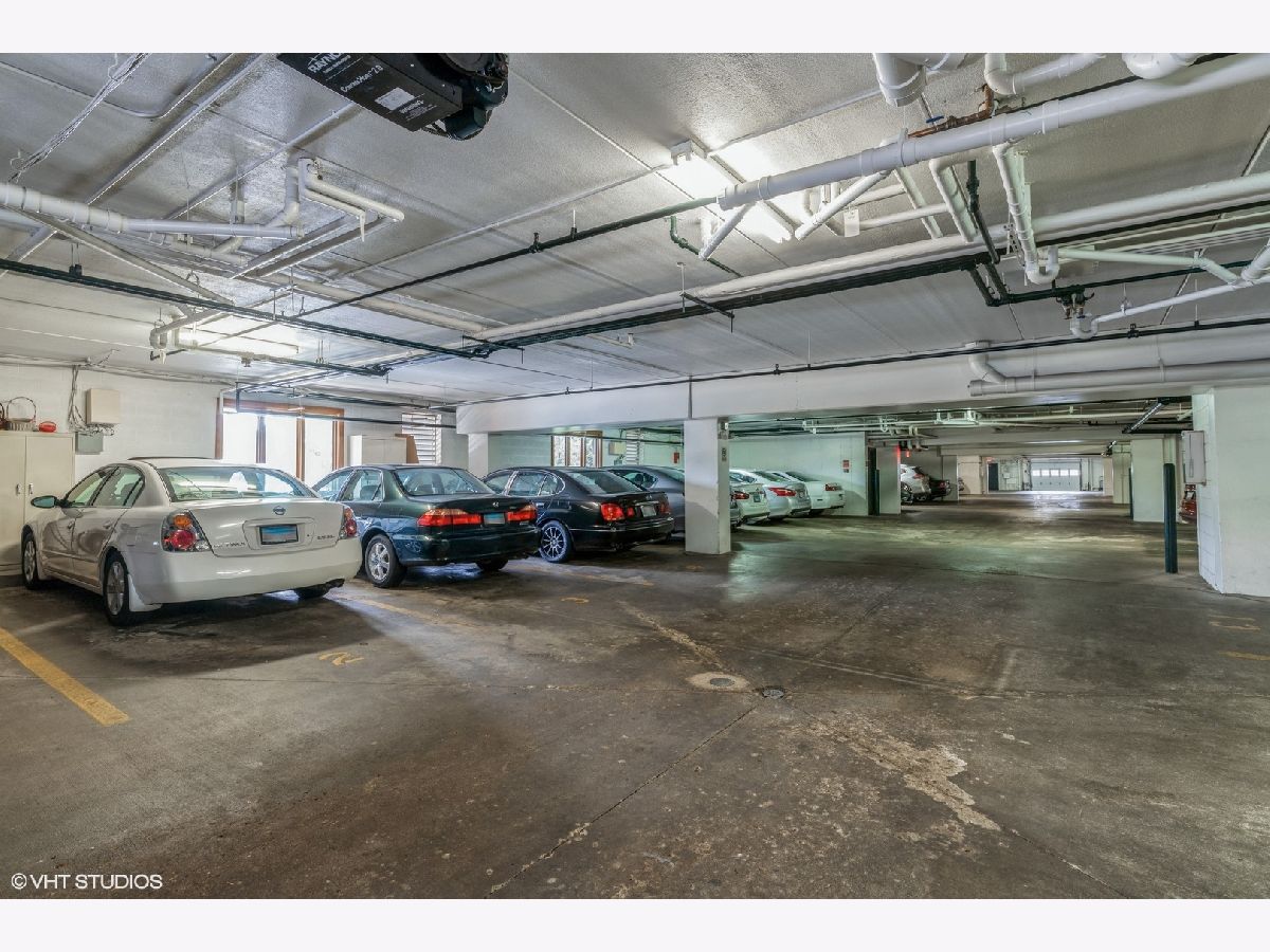 Condos & Townhomes Sold Fountain View Condominiums Niles Illinois, 6980 Touhy