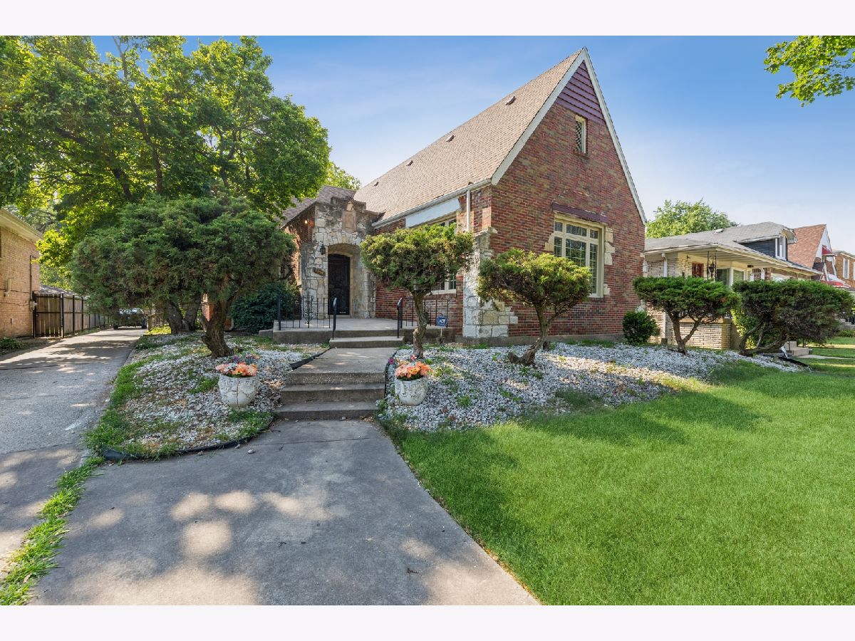 Homes & Townhomes Sold West Chesterfield Chicago Illinois, 9354 Michigan