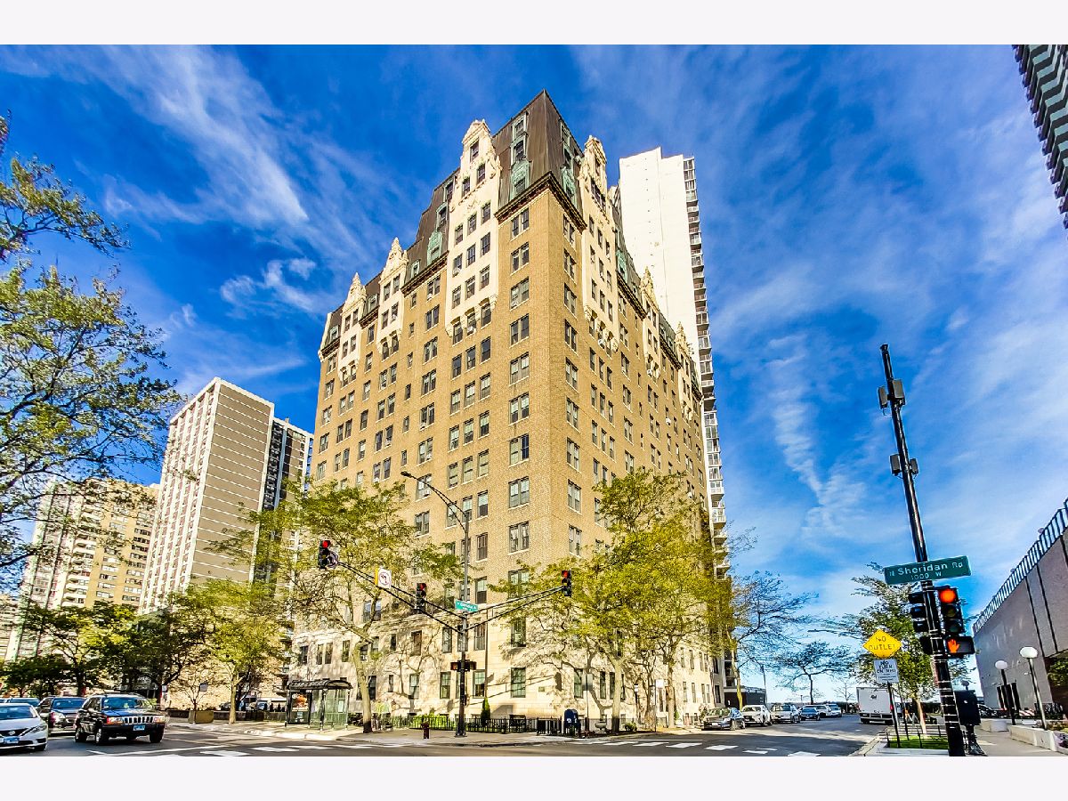 Condominiums Sold Park Edgewater Chicago Illinois, 6101 Sheridan