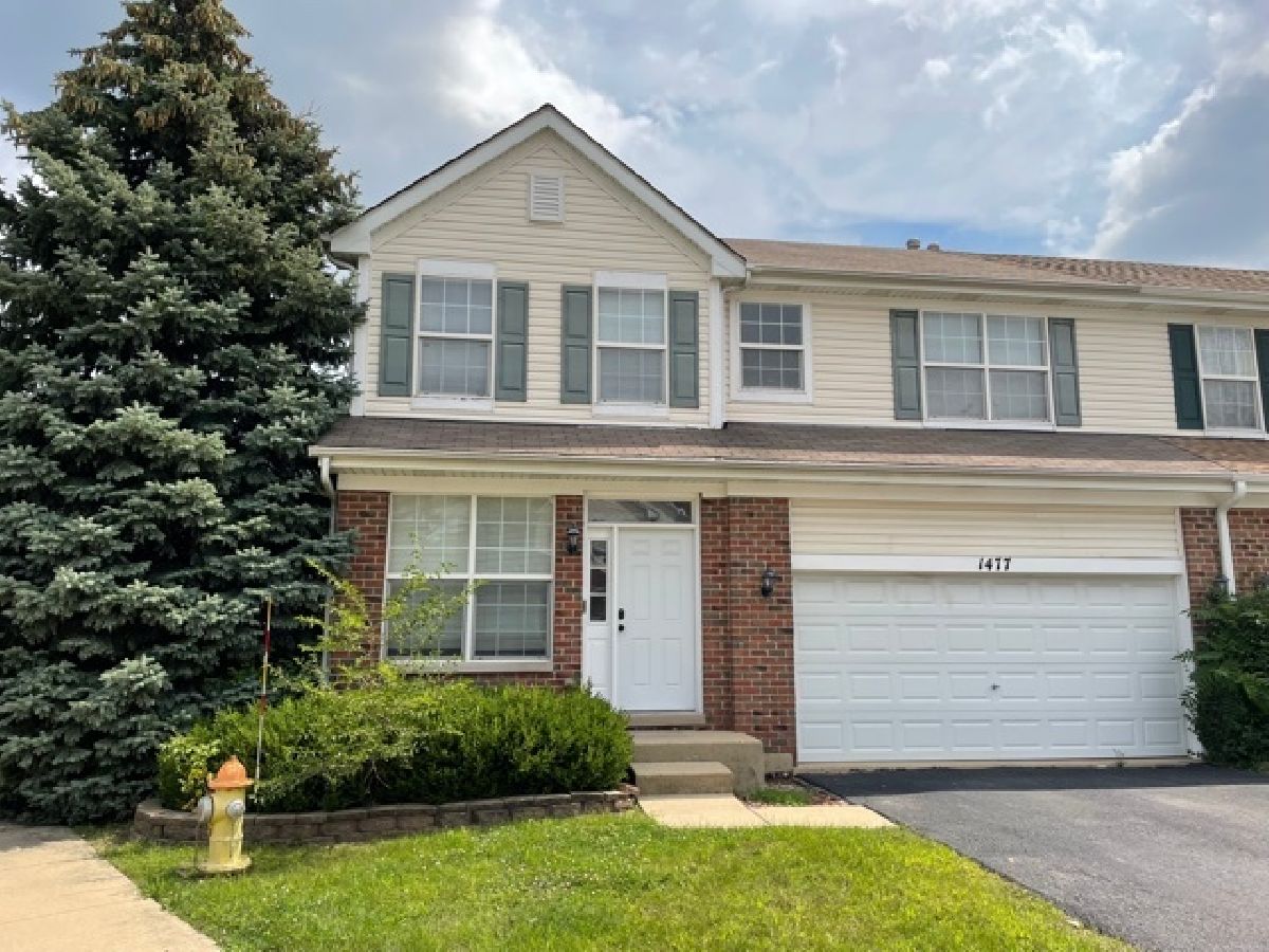 Townhomes Rented Dearborn Villas Mount Prospect Illinois, 1477 Dearborn