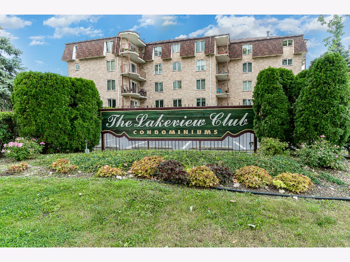 Condominiums Sold Lakeview Club Lansing Illinois, 3680 186th