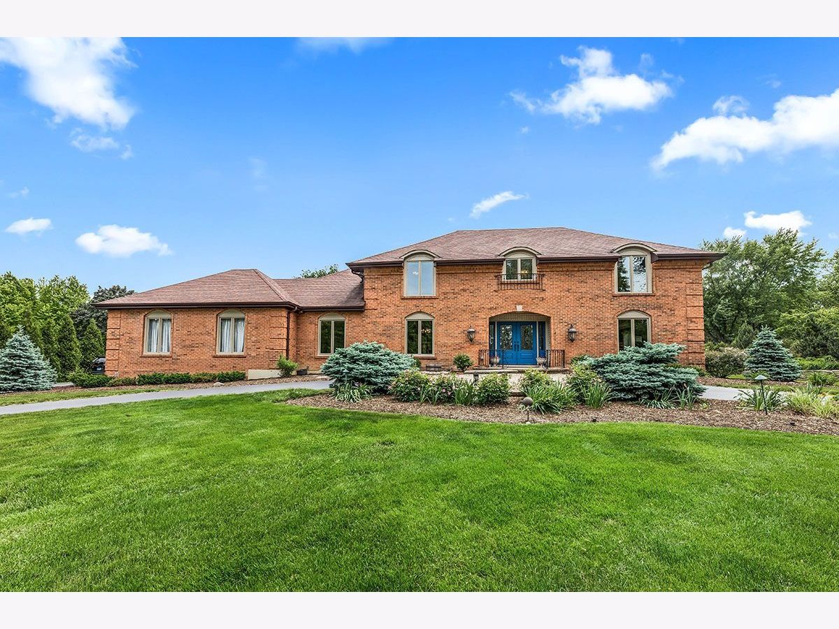 Homes Sold Carriage Way Estates Naperville Illinois, 7S665 Carriage Way