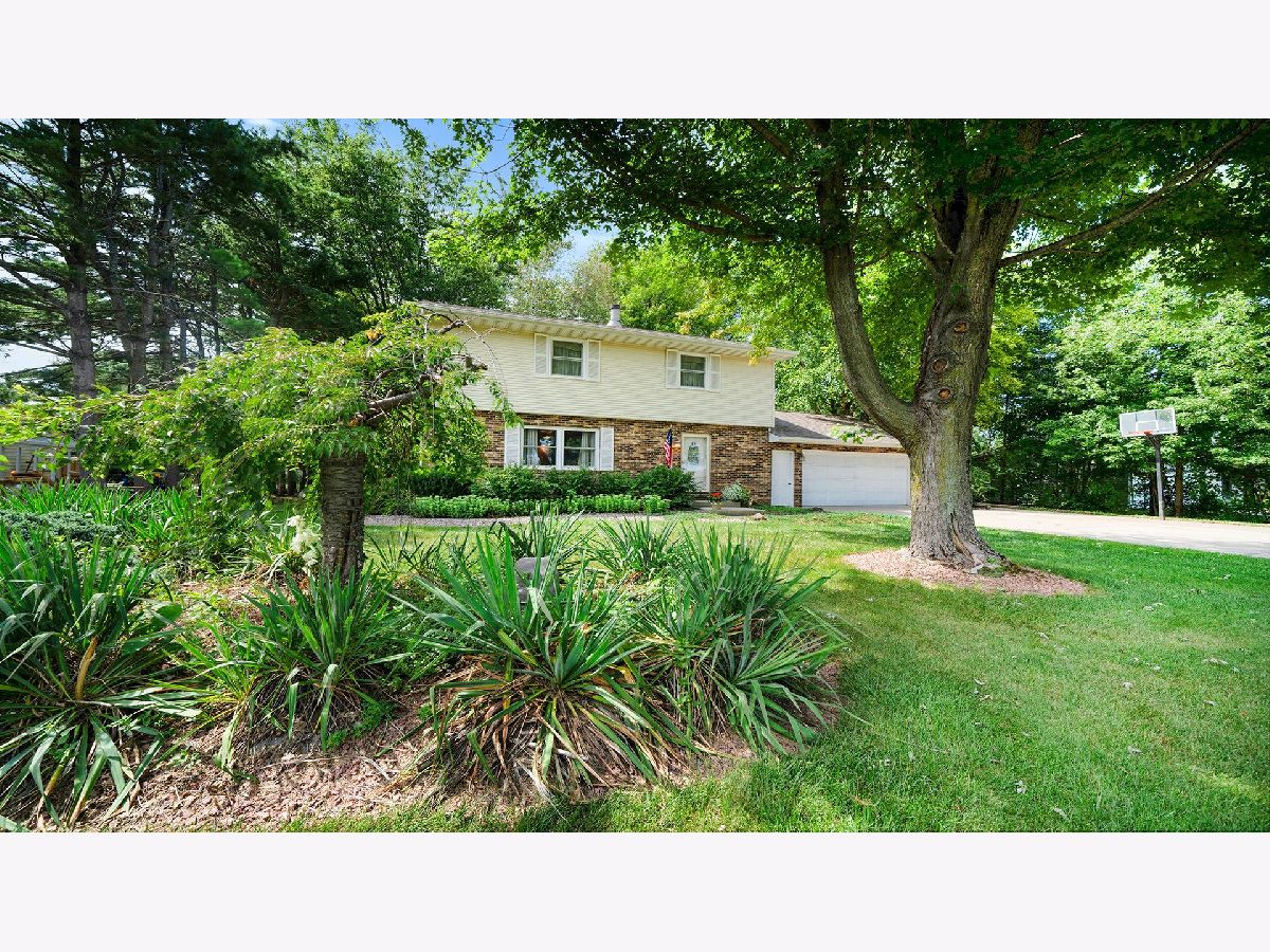  Sold Rochelle Illinois, 5274 S Mill Pond
