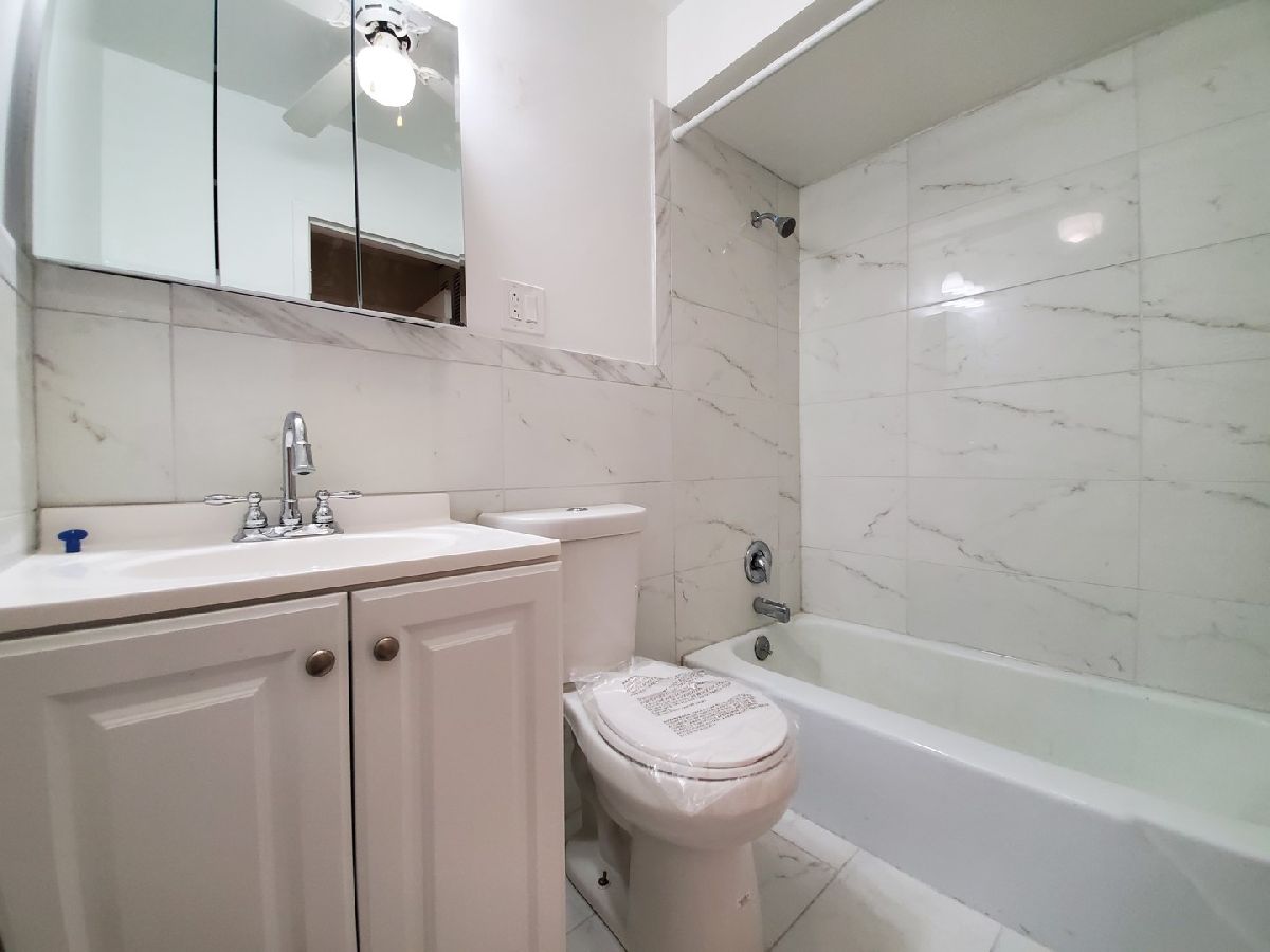 Condos & Townhomes Rented Stratford Place Chicago Illinois, 539 Stratford