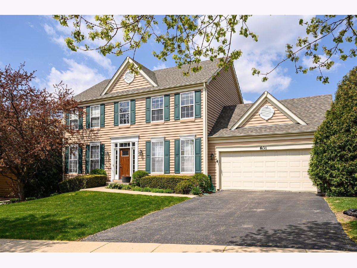 Homes Sold Hampton Hills West Chicago Illinois, 831 High Ridge