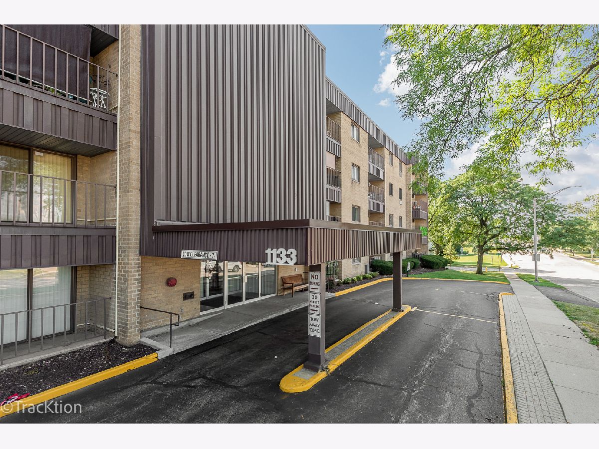 Condominiums Sold Finley Place Lombard Illinois, 1133 Finley