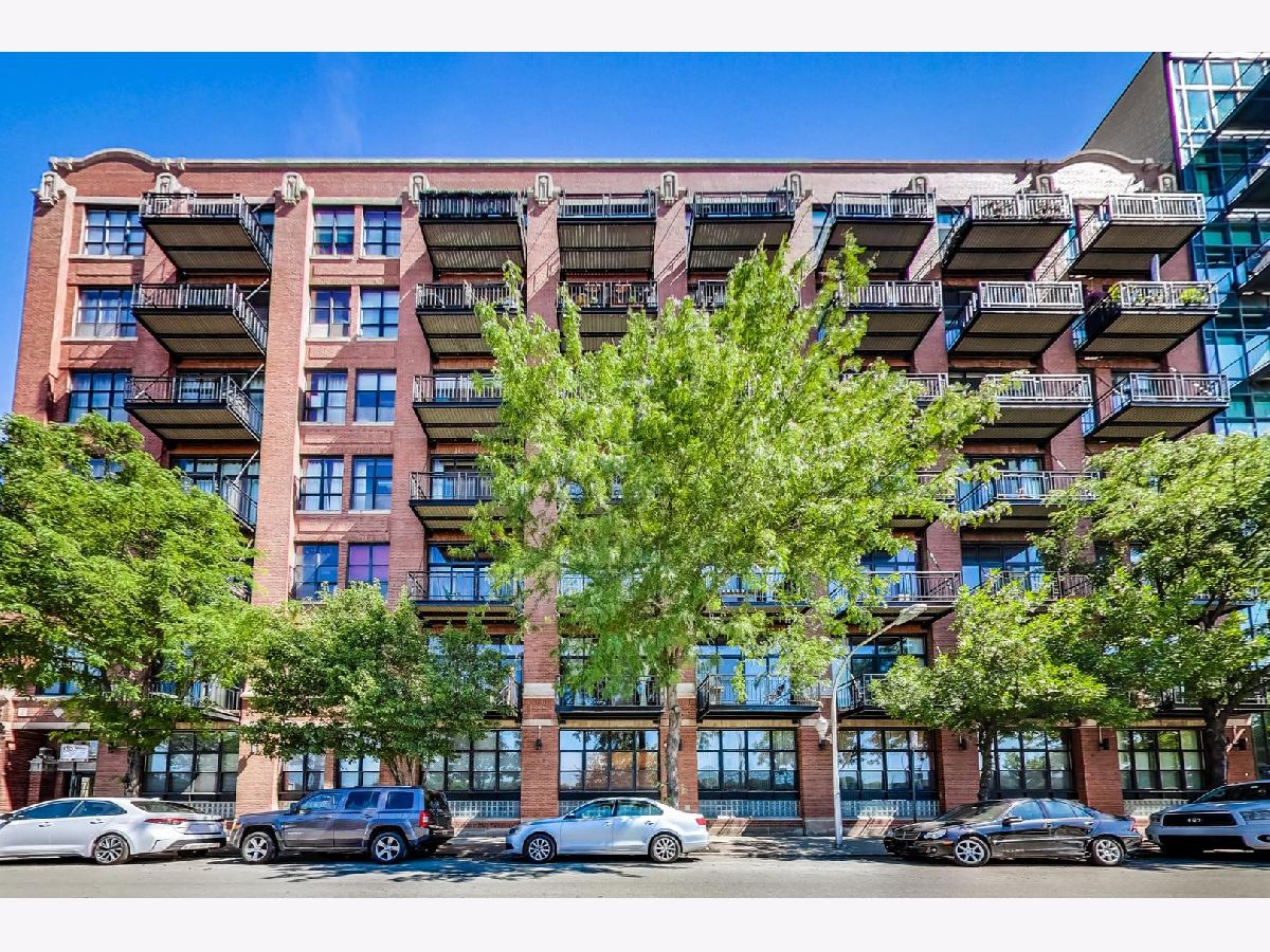 Condominiums Rented Vanguard Lofts Chicago Illinois, 1250 Van Buren