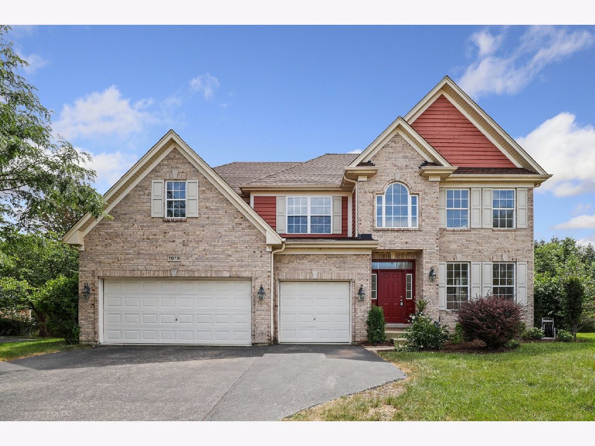Homes Sold Aspen Meadows Palatine Illinois, 1619 North