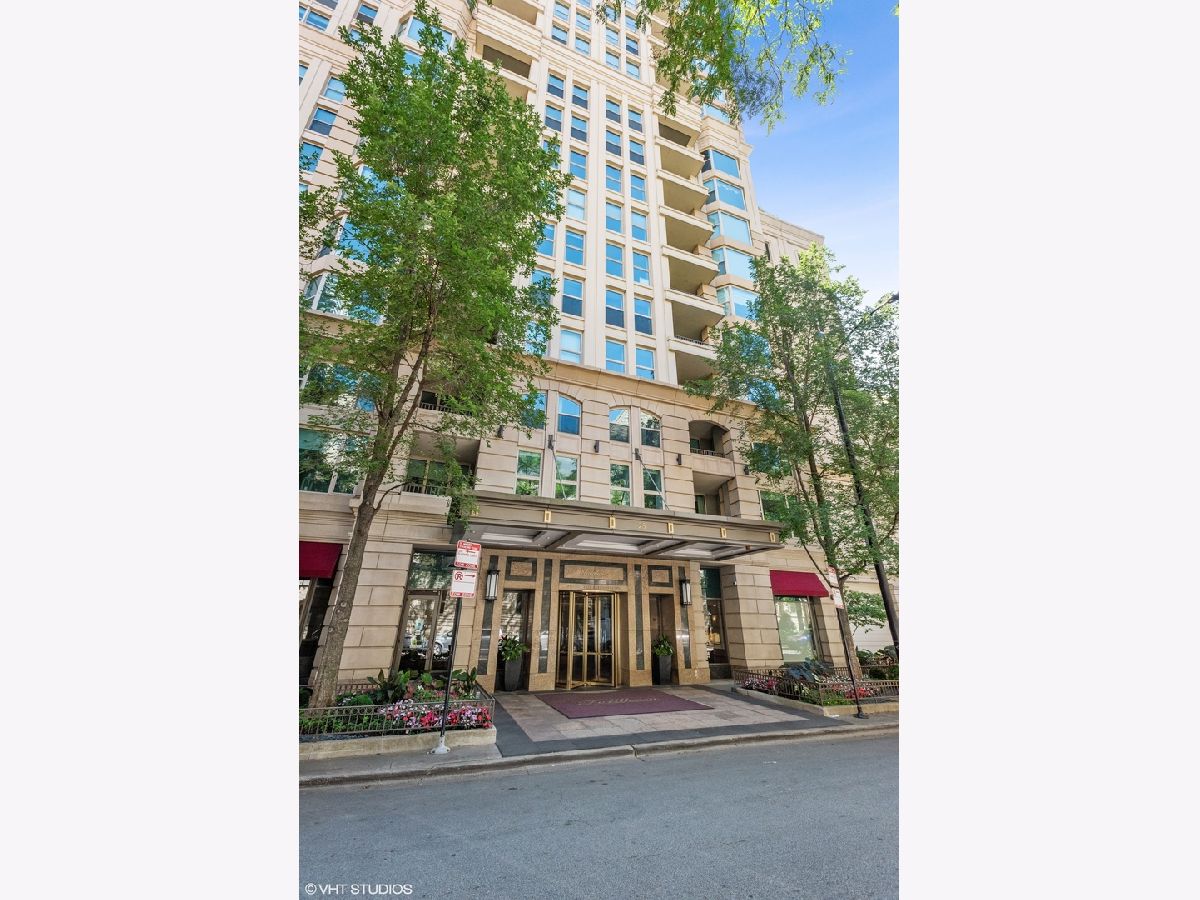 Condos & Townhomes Sold Fordham Chicago Illinois, 25 Superior