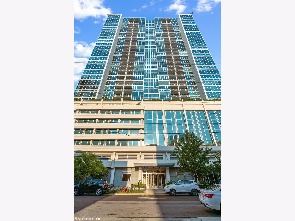 Condominiums Sold Adler Place Chicago Illinois, 1629 Prairie