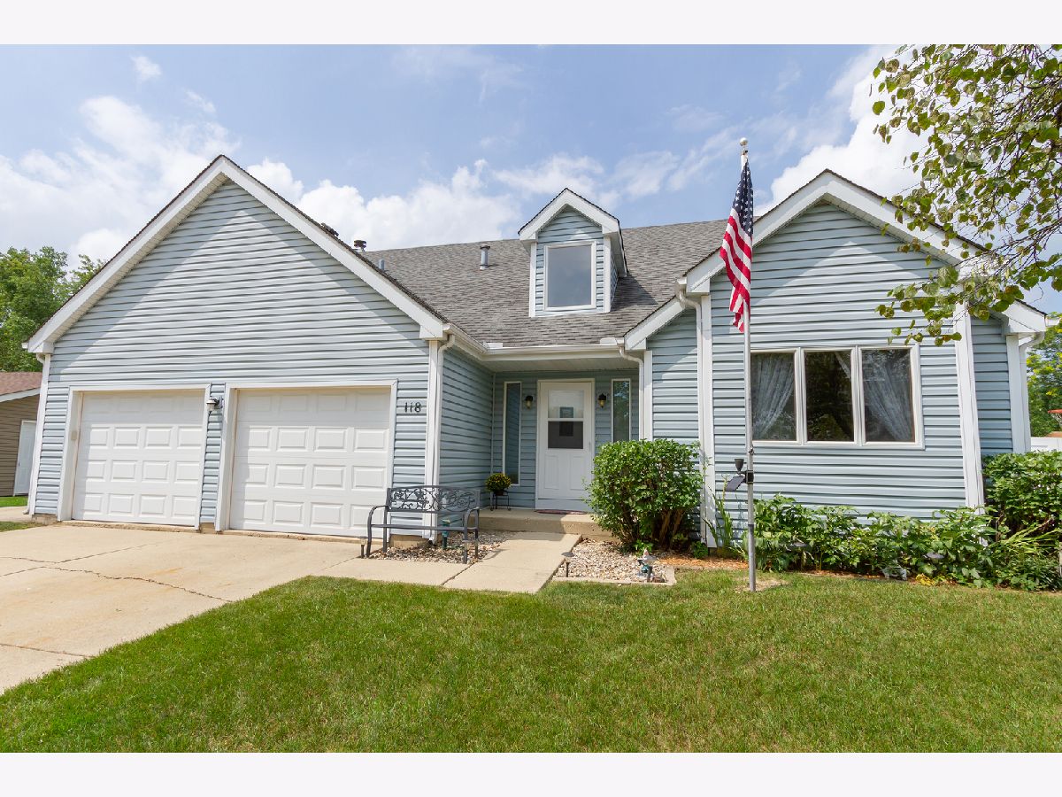 Homes Sold Arlingdale Lake Streamwood Illinois, 118 Heather