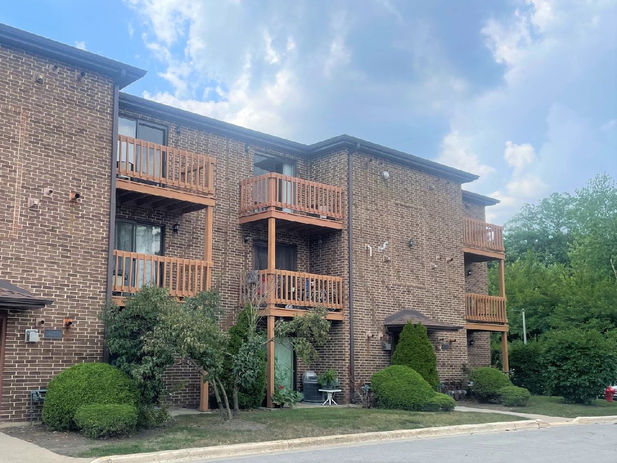 Condominiums Sold The Trails At Abbeywood Lisle Illinois, 2246 Abbeywood
