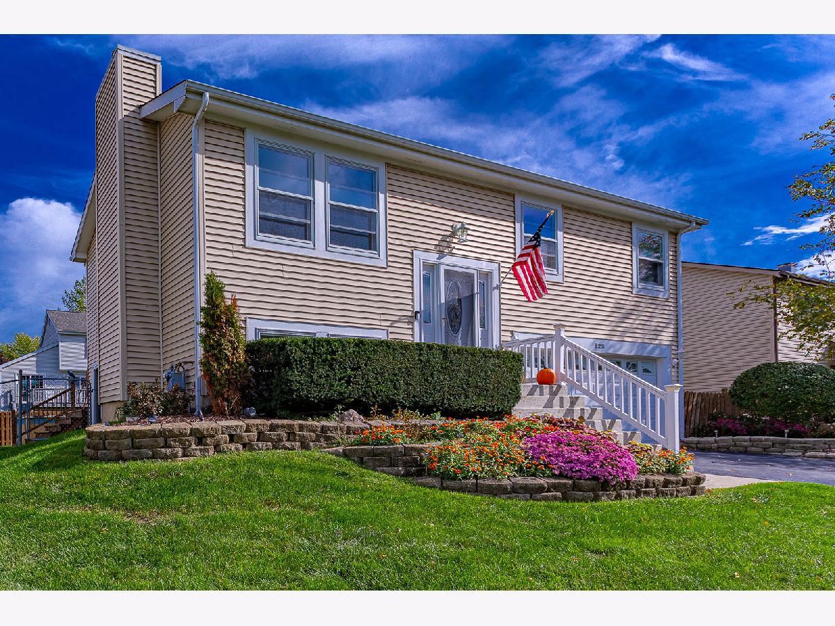 Homes Sold Gingerbrook Bartlett Illinois, 829 Prairie