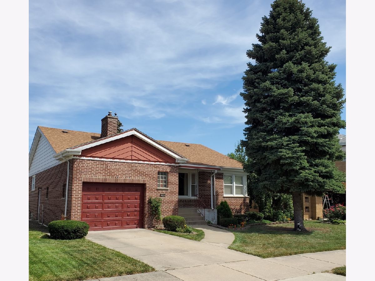 Homes & Condos & Townhomes Sold Beverly Woods Chicago Illinois, 11525 Campbell