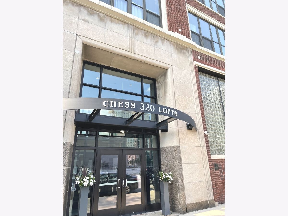 Condominiums Rented Chess Lofts Chicago Illinois, 320 21st
