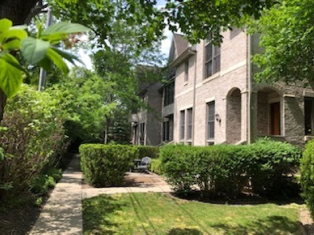 Condos & Townhomes & Homes Sold Glencoe Place Glencoe Illinois, 942 Green Bay