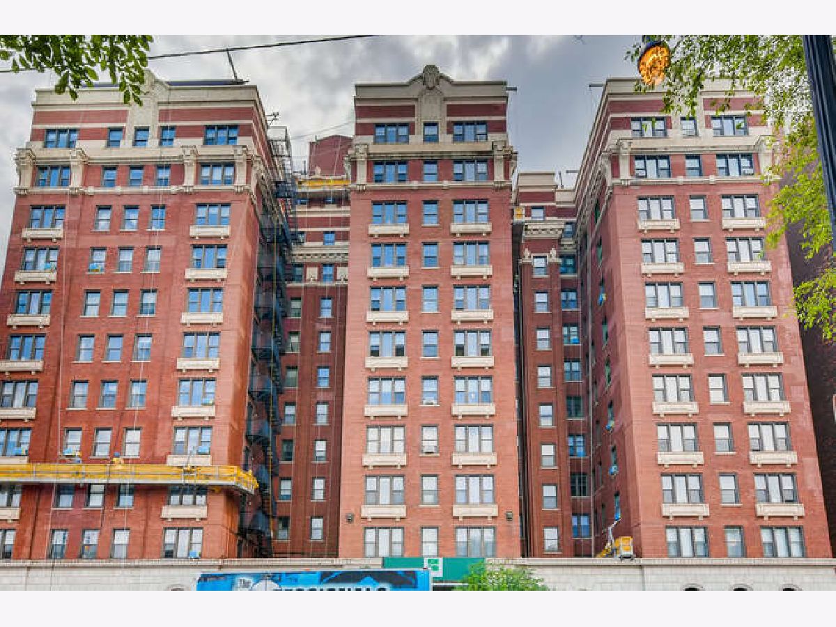 Condominiums Sold Hampton House Chicago Illinois, 5300 South Shore