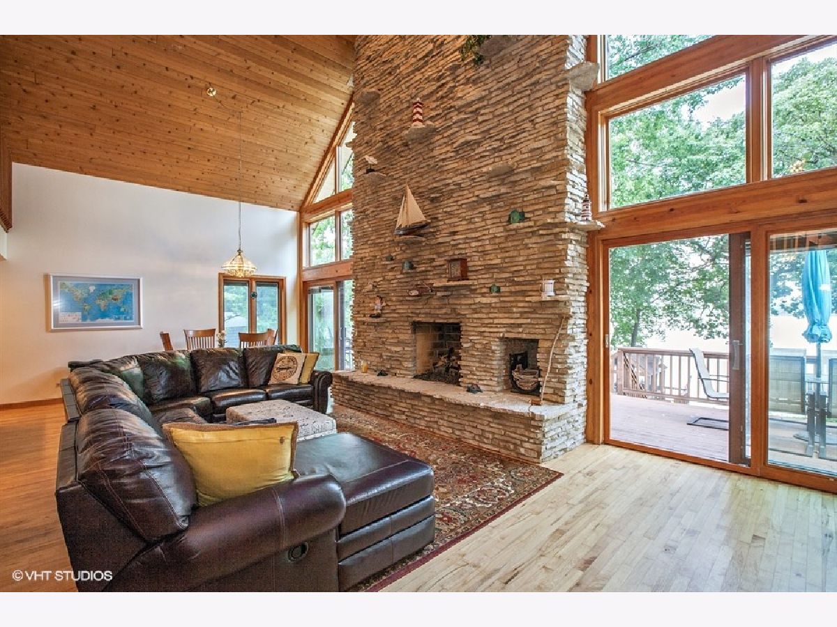 Homes Rented Sunrise Ridge Wonder Lake Illinois, 4106 Lake Shore
