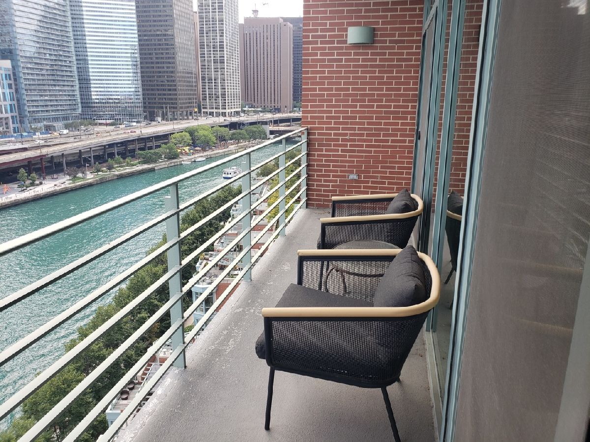 Condos & Townhomes Rented Riverview Condominiums Chicago Illinois, 445 North Water