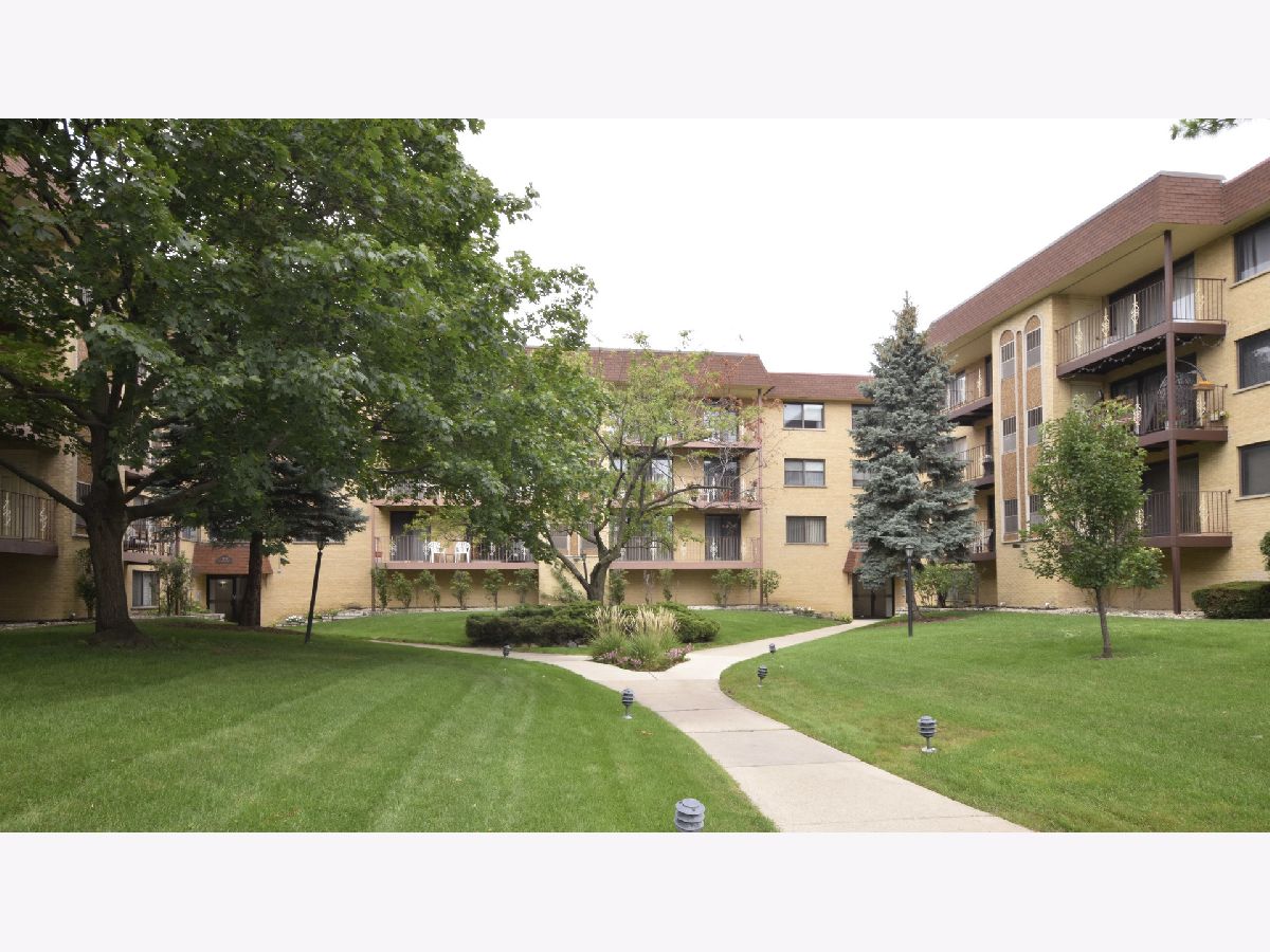 Condos & Townhomes & Homes Sold Norridge House Norridge Illinois, 7100 Cullom