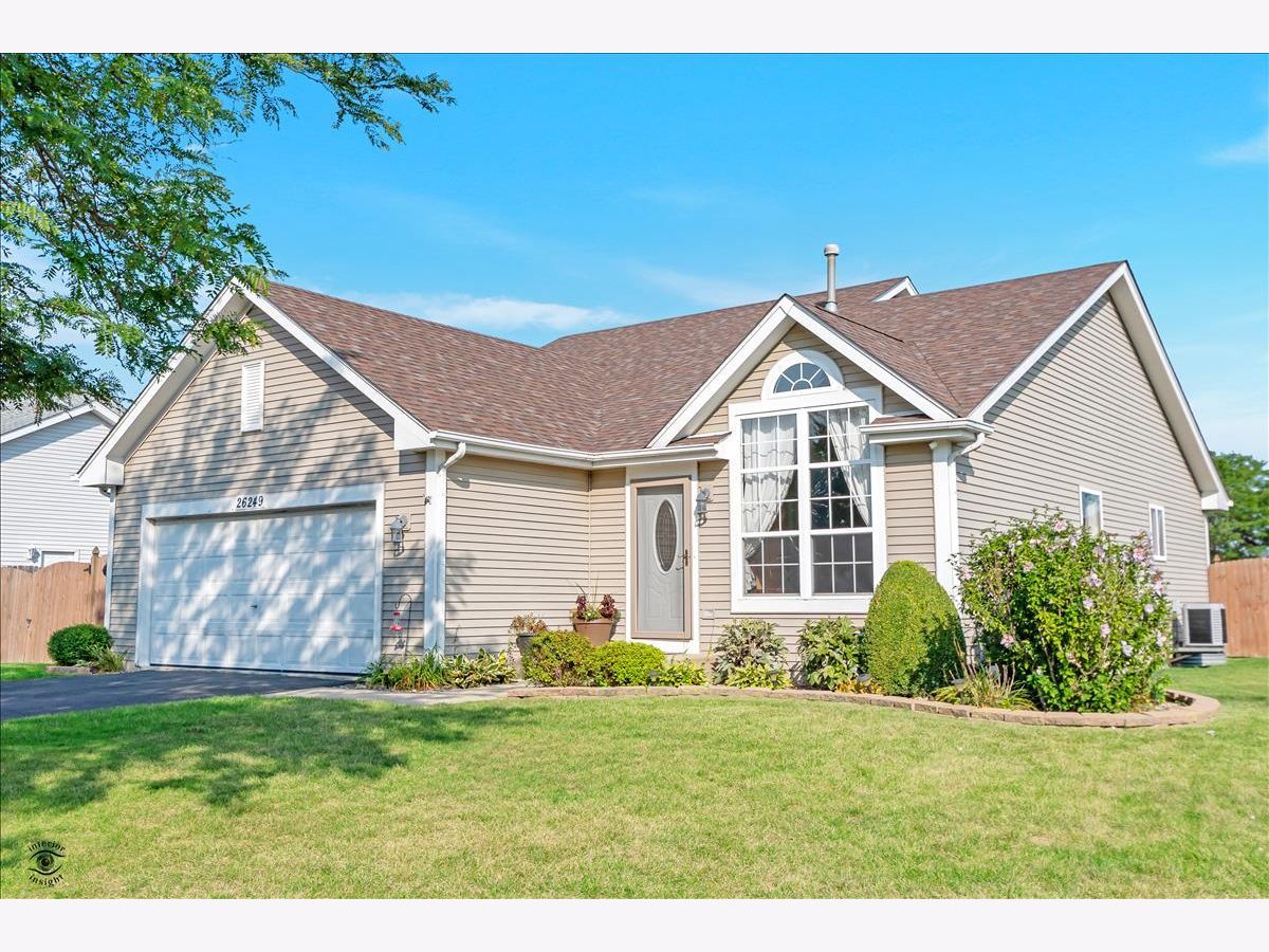 Homes Sold Walkers Grove Monee Illinois, 26249 Plum Tree