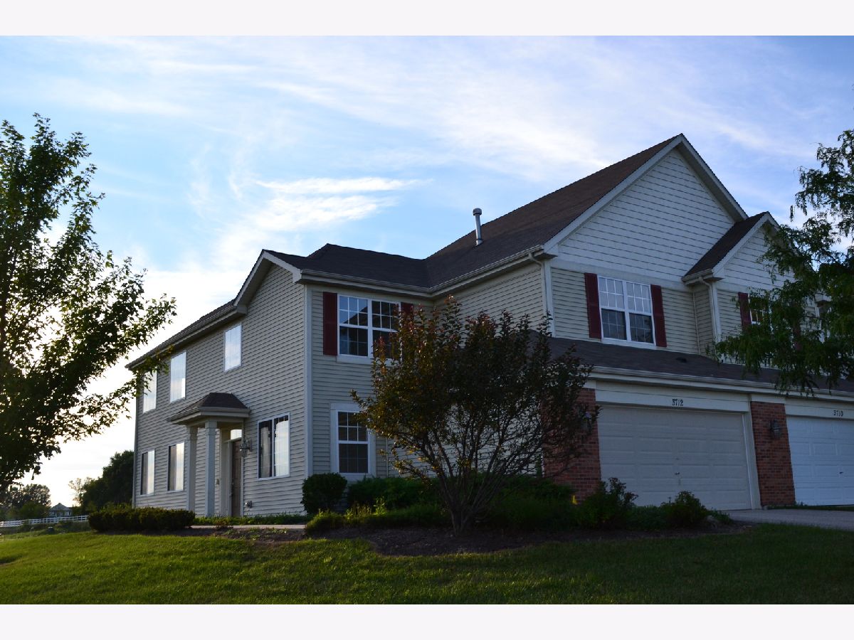 Townhomes & Homes Rented Remington Grove Johnsburg Illinois, 3712 Monica