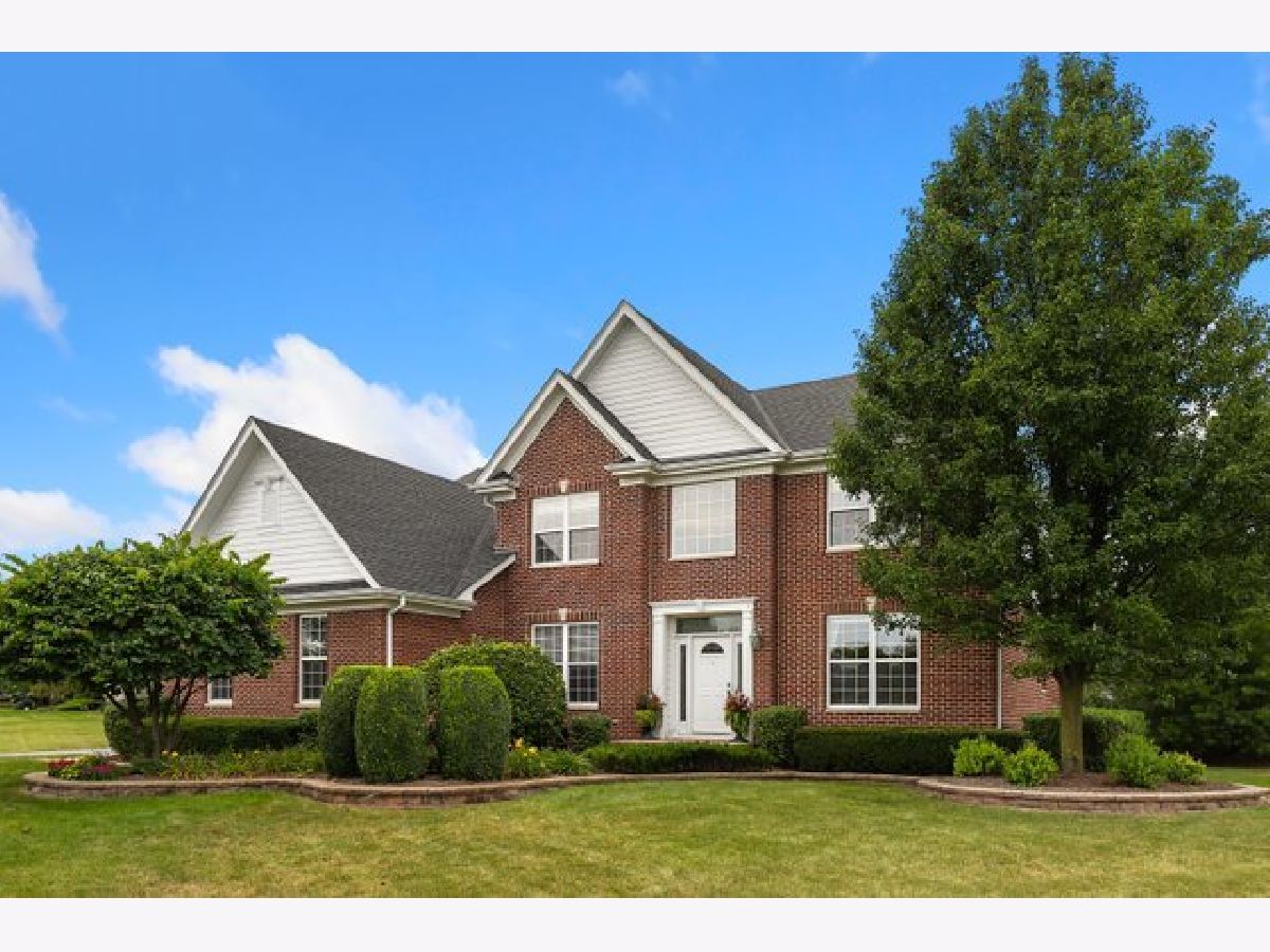Homes Sold Hawthorn Grove Hawthorn Woods Illinois, 2 Hawthorn Grove