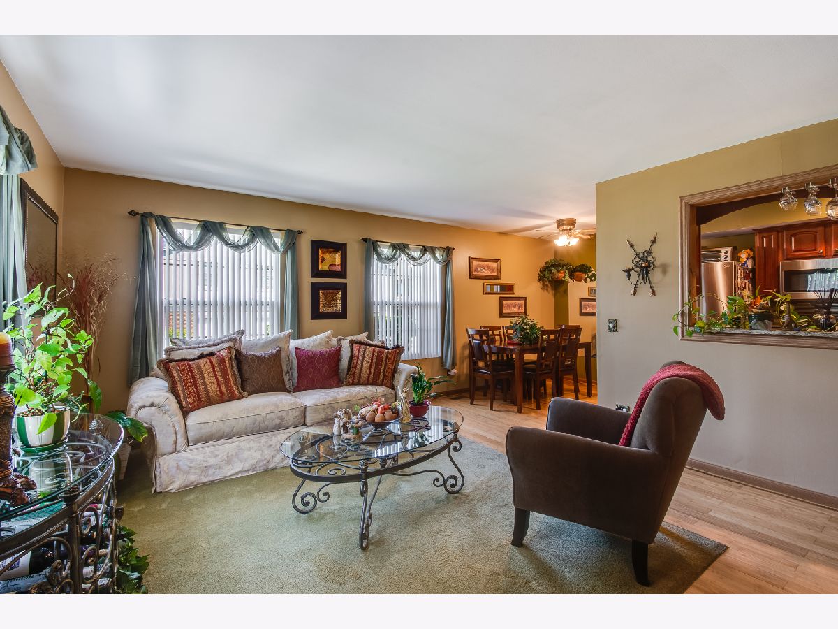 Inverrary West Palatine IL, Townhomes & Condos For Sale & For Rent