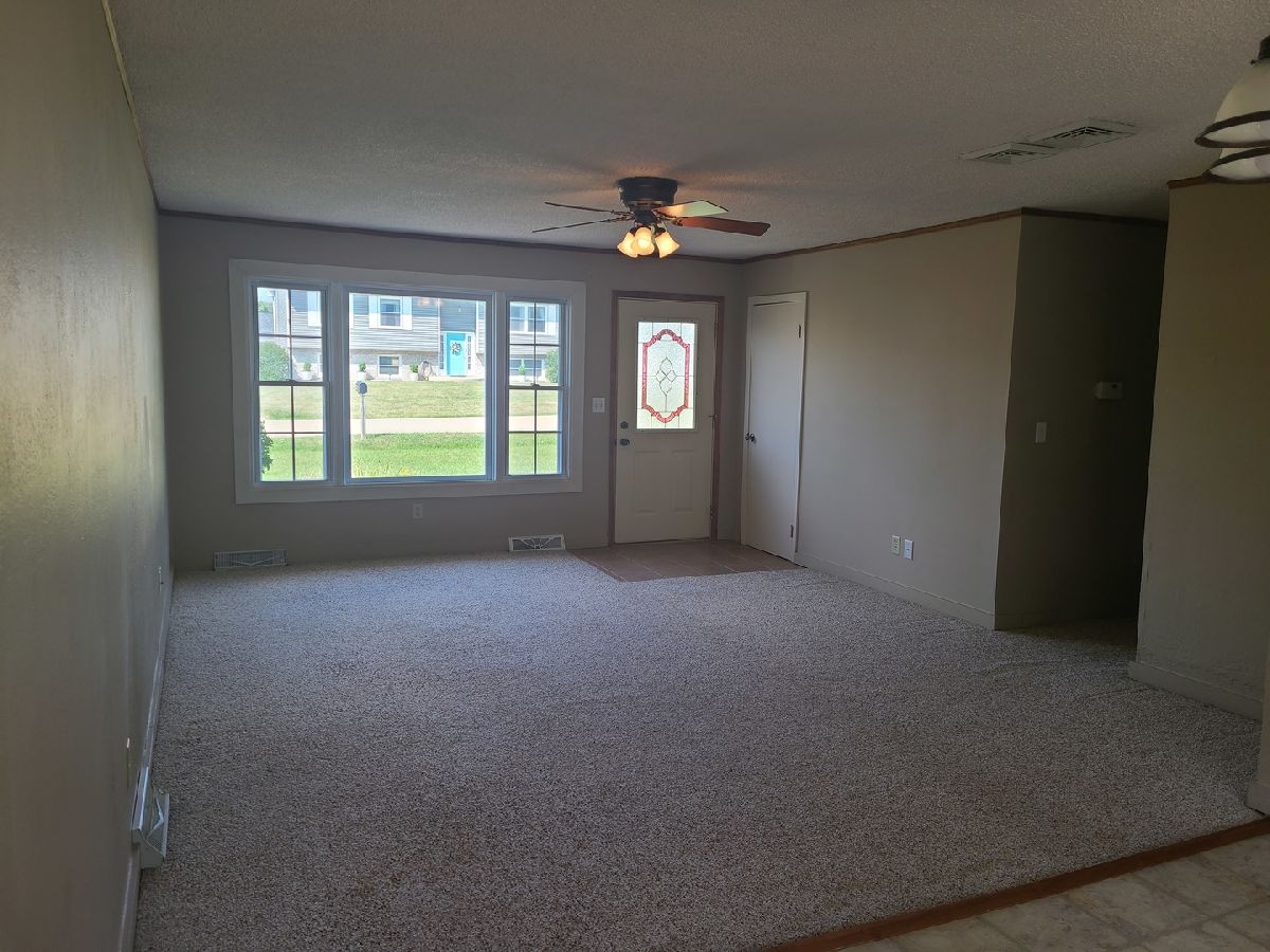  Sold Hillcrest Illinois, 206 Ramona
