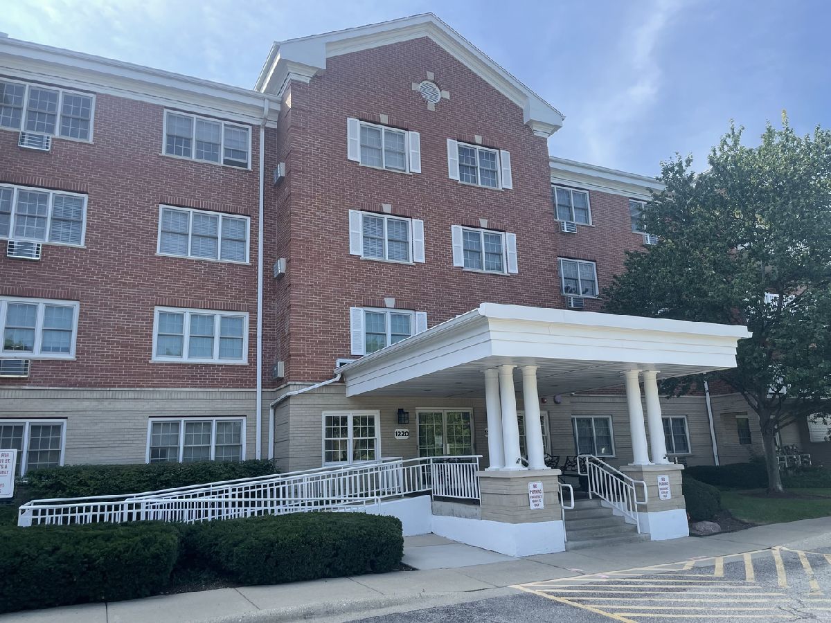 Condos & Townhomes Sold Depot Square Glenview Illinois, 1220 Depot