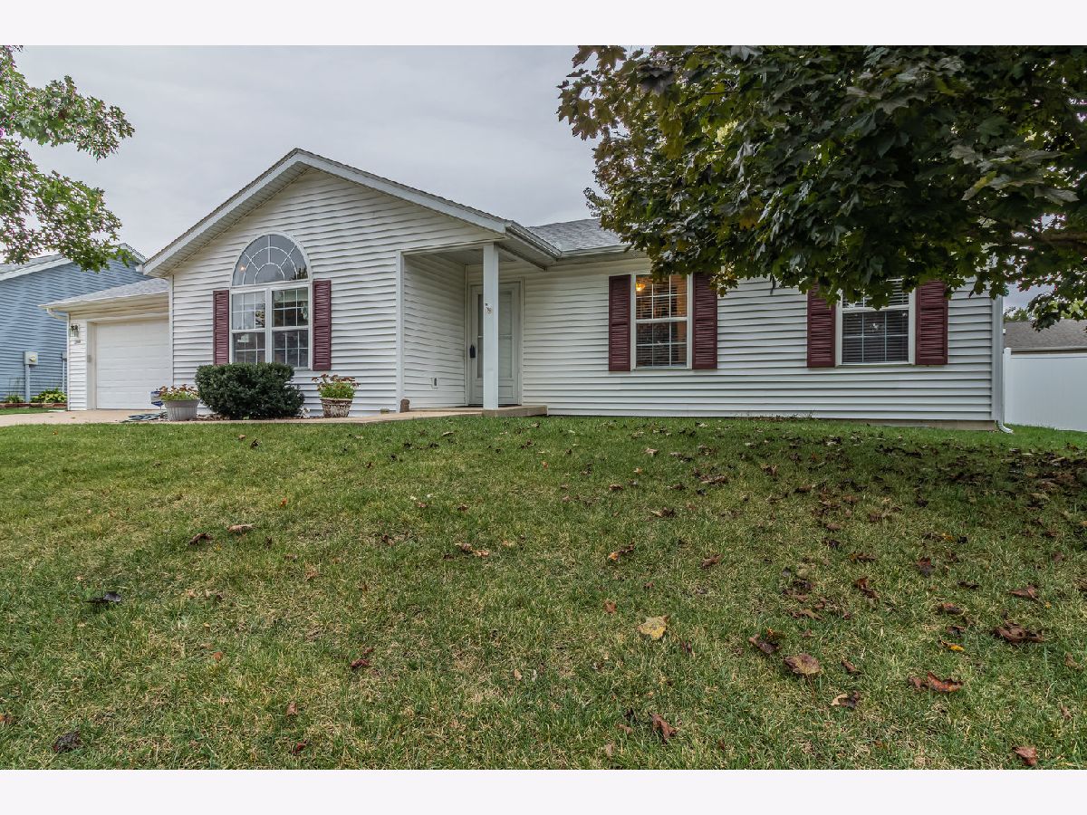 Homes Sold Lincolnwood Urbana Illinois, 2108 Pennsylvania