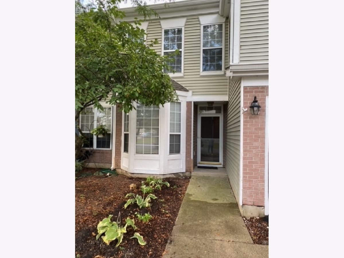 Homes & Townhomes Rented Caton Crossing Plainfield Illinois, 2203 Rossiter