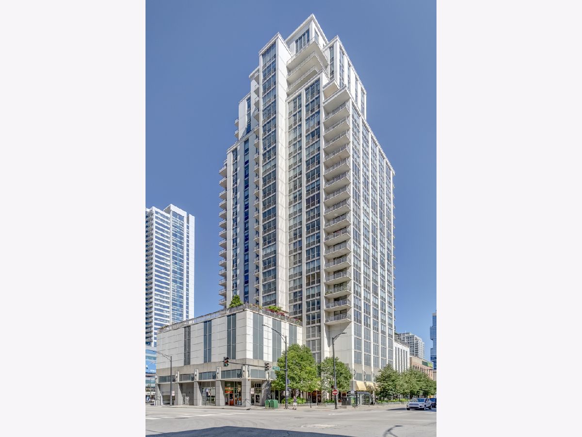 Condominiums Sold The Grand On Grand Chicago Illinois, 200 Grand