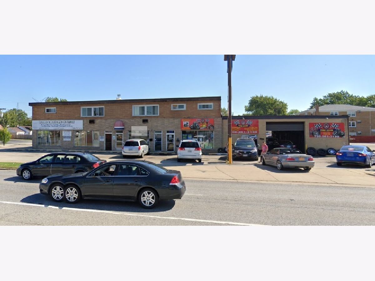  Rented Burbank Illinois, 8403 Harlem