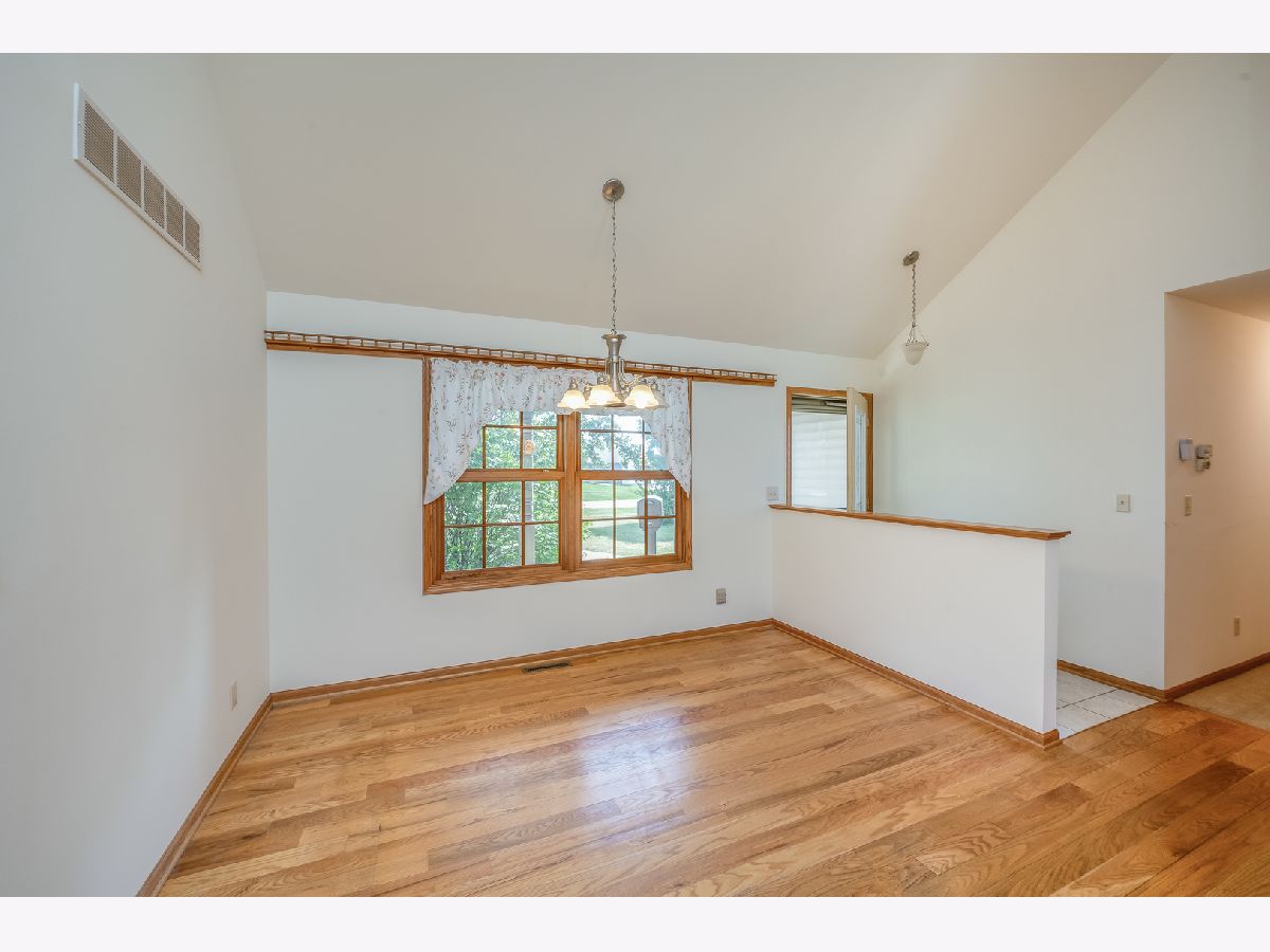 Homes Sold Dutch Acres Sandwich Illinois, 2905 Ernest